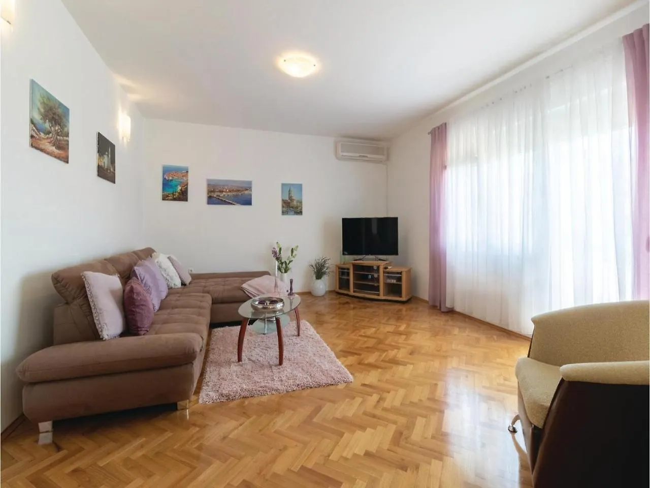 Lovely Apartment In Zadar With Wifi